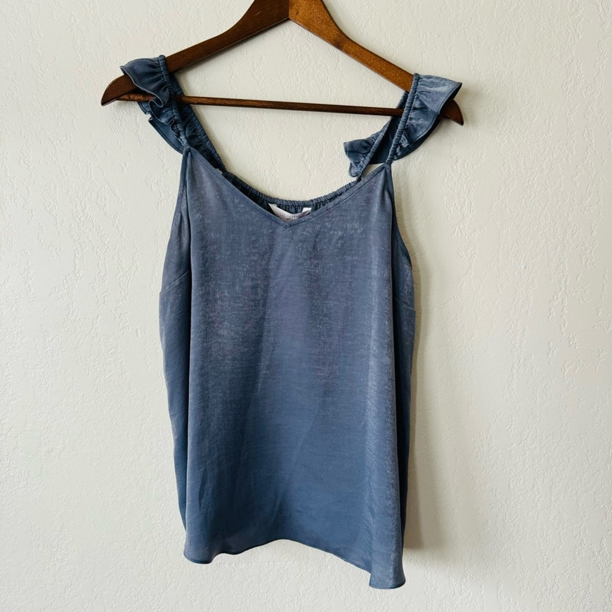 NWT | LC Lauren Conrad | blue ruffle tank – Echo Boutique, image size:1200x1200