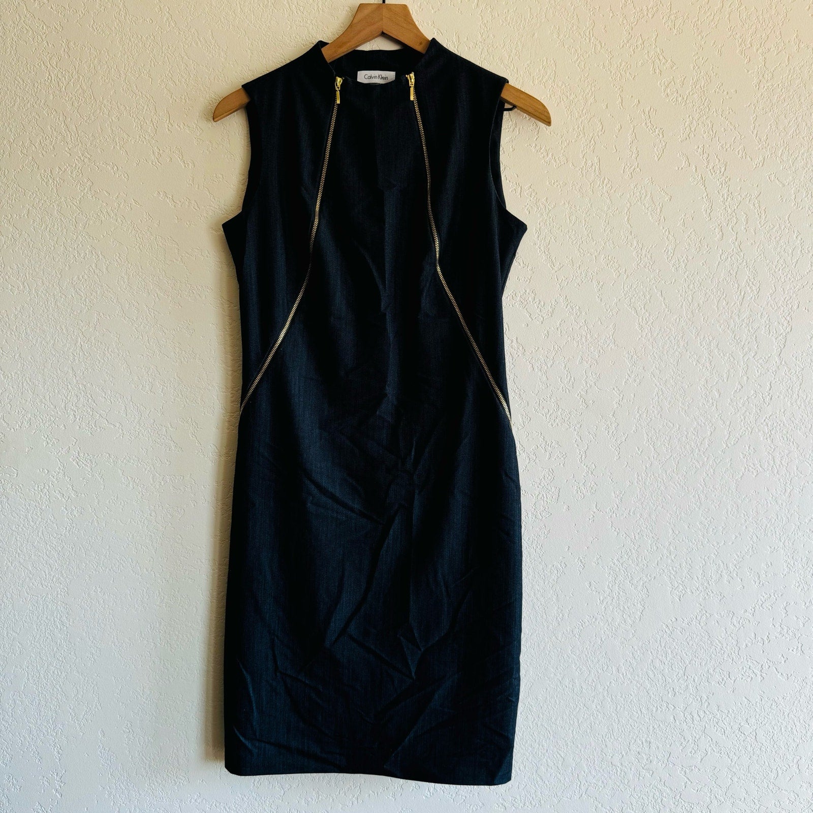 Calvin Klein | black zipper dress | 4 Echo Boutique Calvin Klein | black zipper dress | 4 Echo Boutique