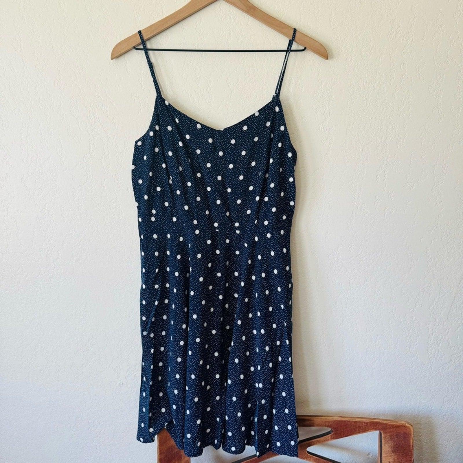 Old Navy | navy and white polka dot dress Echo Boutique Old Navy | navy and white polka dot dress Echo Boutique