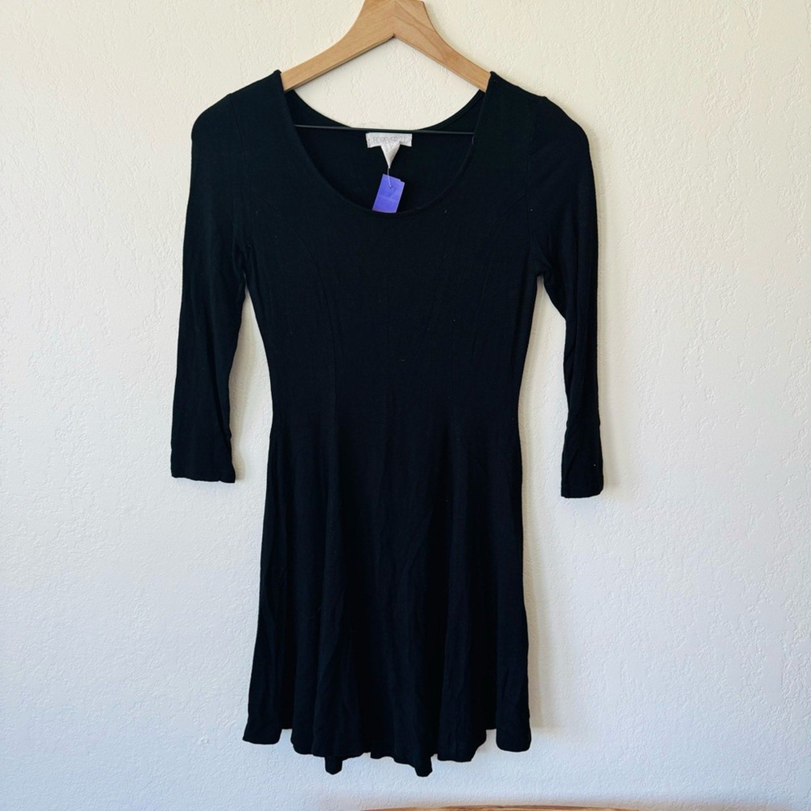 Forever 21 | black quarter sleeve skater dress Echo Boutique Forever 21 | black quarter sleeve skater dress Echo Boutique