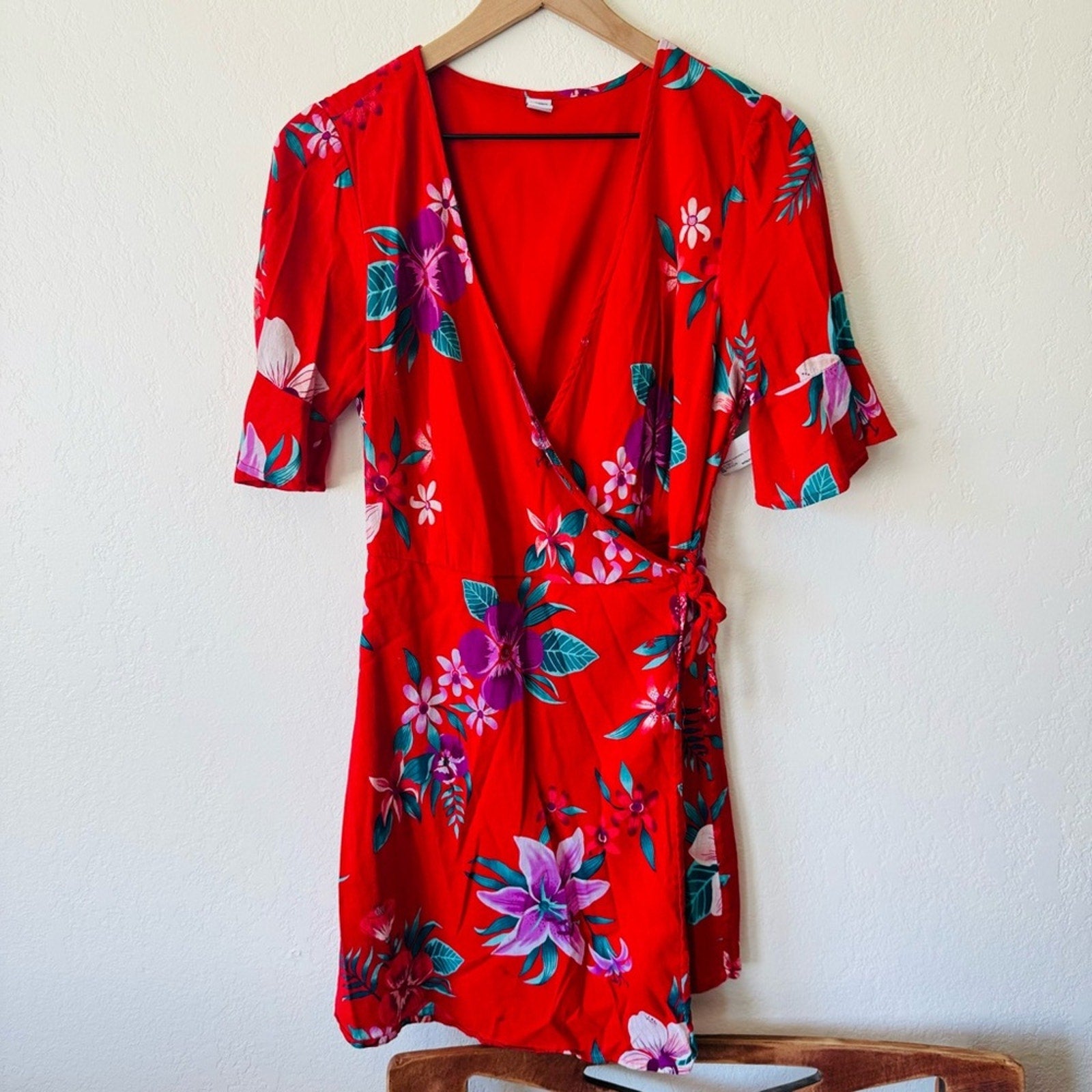 Old Navy | red floral sun dress Echo Boutique Old Navy | red floral sun dress Echo Boutique